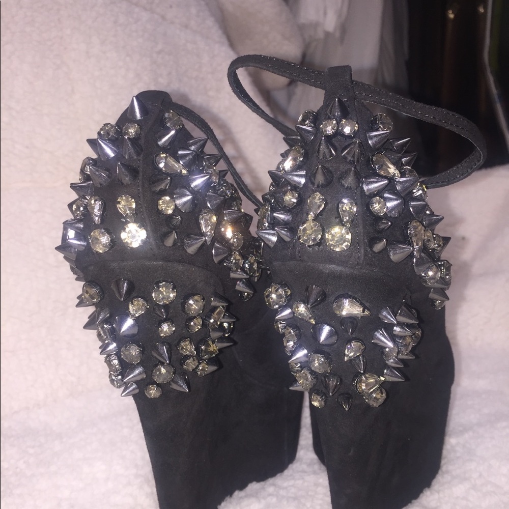 Ziginy Shoes - image 6